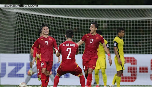 Việt Nam thắng Malaysia 3-0 đem về lượt xếp hạng cao nhất trong lịch sử bóng đá Việt Nam tại Đông Nam Á.